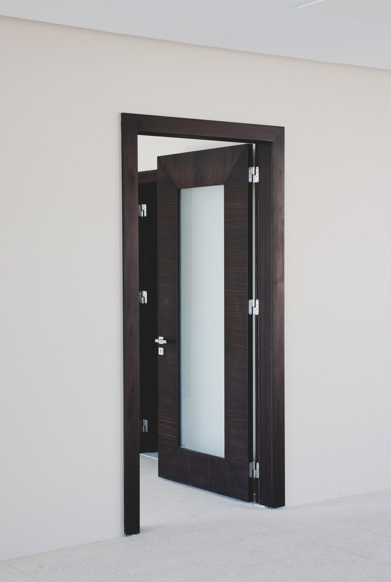 modelos-de-puertas-exterior-aluminio