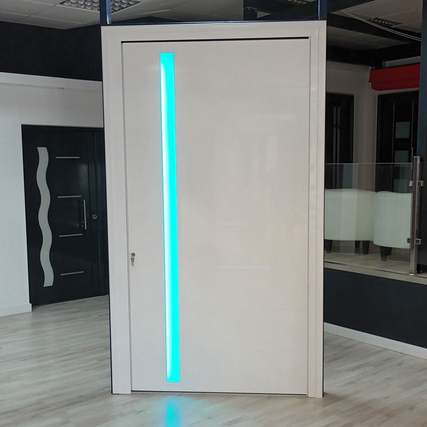 puertas-pivotantes-de-aluminio-para-exterior